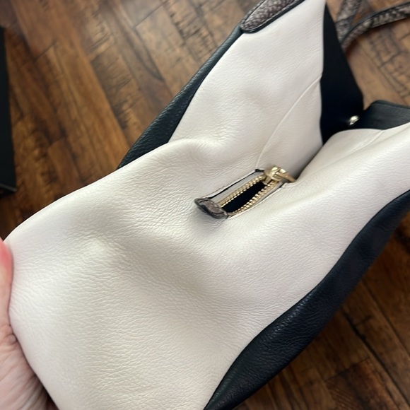 Coach Bag Purse Phoebe Hobo with snakeskin straps navy white with gold hardware - Picture 11 of 17